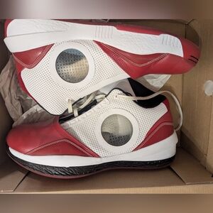 Red and White Jordan 2010 "Welcome Home"